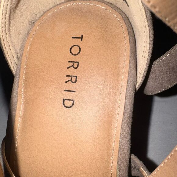 TORRID 9W Taupe Tan Beige Laceup Platform Heel Strappy‎ Chunky W Ankle Ties Y2K - Picture 5 of 7